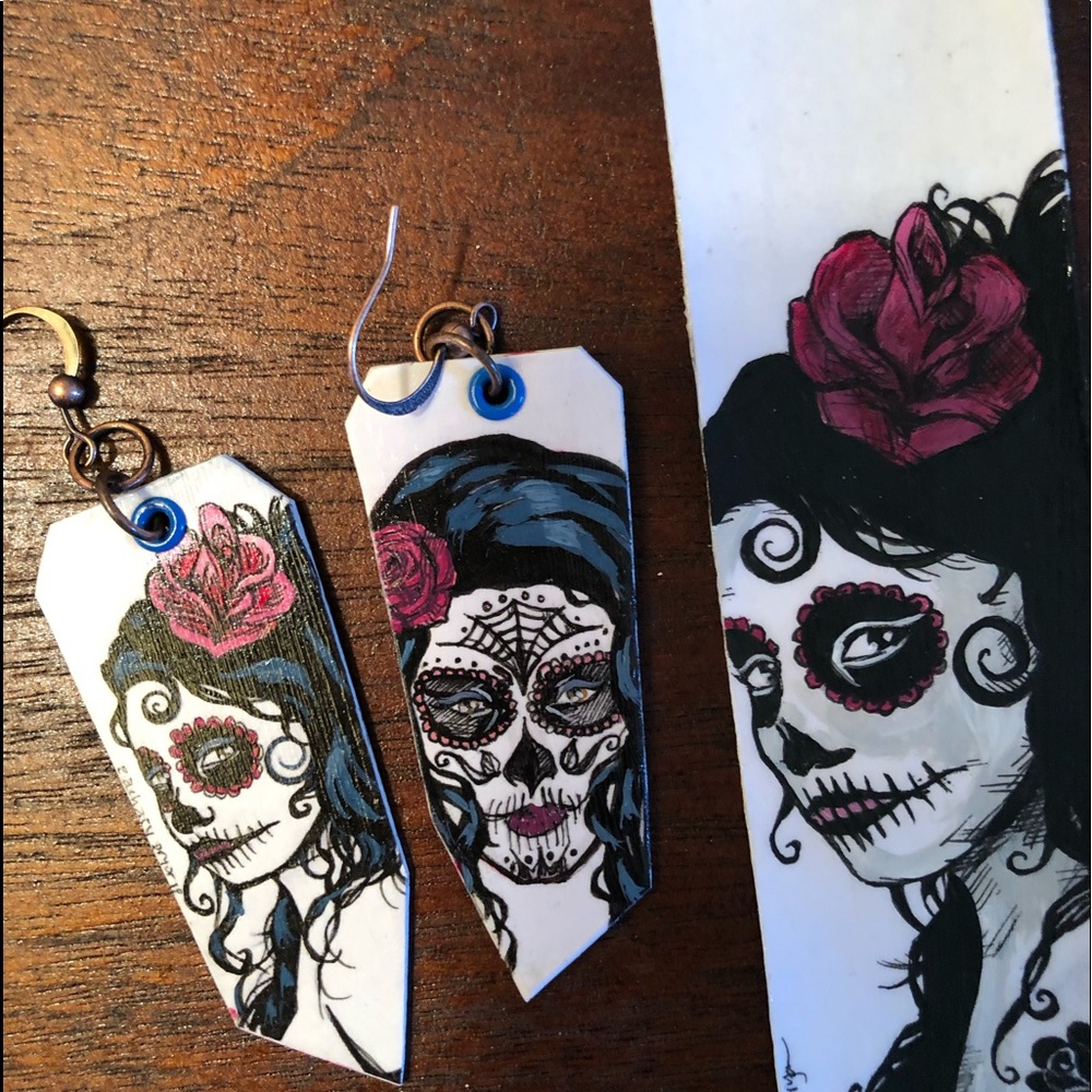 GORGEOUS ONE OF KIND HAND PAINTED.